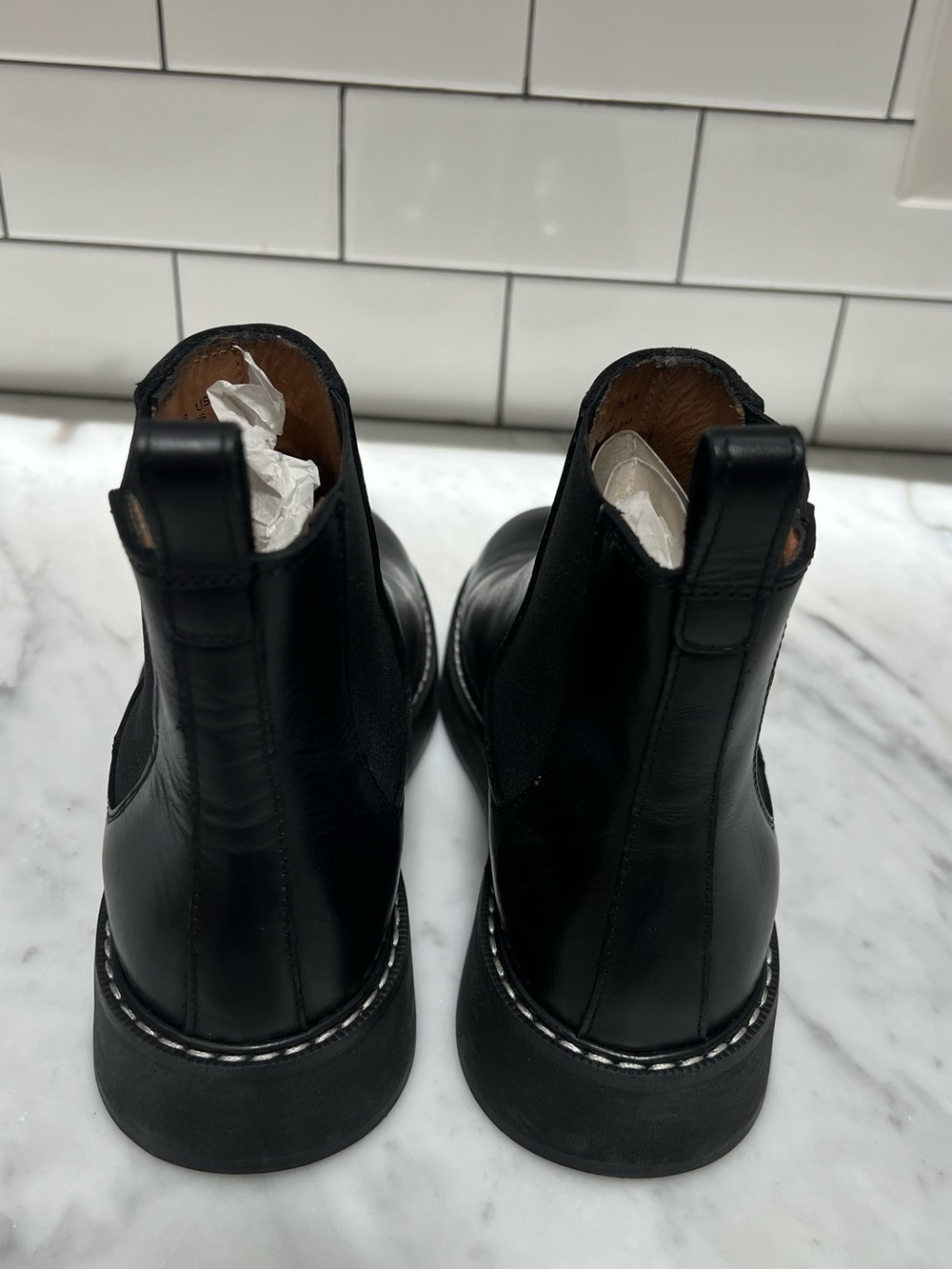 NEW & Other Stories Black Leather Chelsea Boots - Woman’s 6.5 - Picture 2 of 10